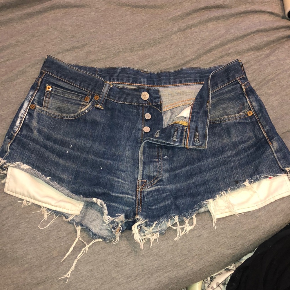 Destroyed vintage 501’s